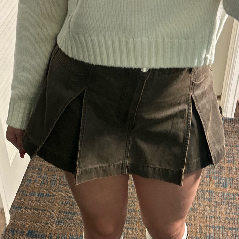 Zara waxed brown skort
